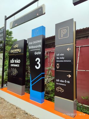 Quảng Cáo Bàn Tay Vàng – Thi Công Biển Chỉ Dẫn, Biển Tên Đường Khu Đô Thị Chuyên Nghiệp